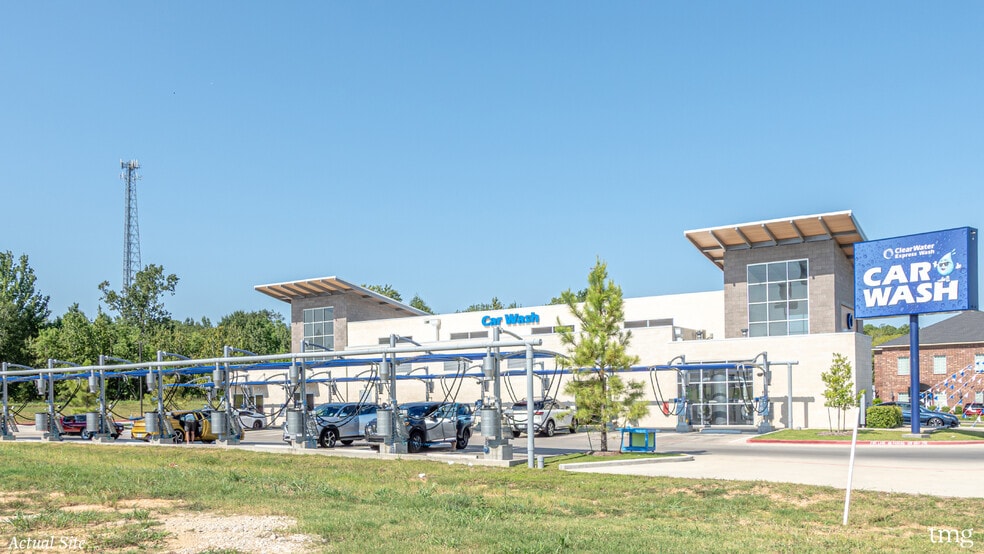 14667 Highway 105 W, Montgomery, TX for sale - Building Photo - Image 2 of 8