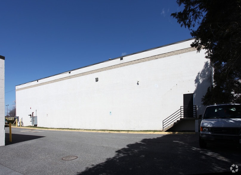 9129 Gaither Rd, Gaithersburg, MD for lease - Building Photo - Image 2 of 2