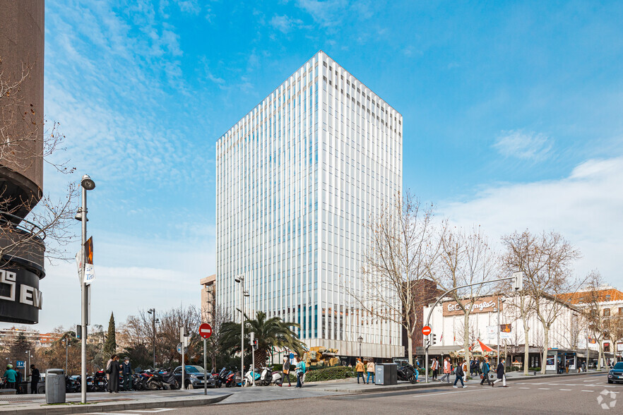 Calle Serrano, 47, Madrid, Madrid for sale - Building Photo - Image 1 of 1