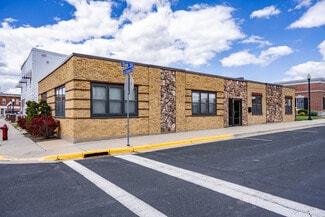 More details for 115 Oak St, Mauston, WI - Retail for Sale
