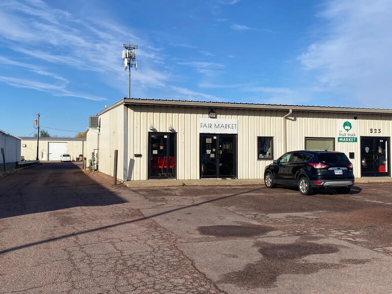 523 N Kiwanis Ave, Sioux Falls, SD for lease - Building Photo - Image 1 of 10