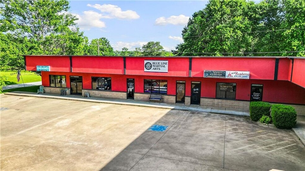 201-229 Lee Town Rd, Pea Ridge, AR for sale - Building Photo - Image 1 of 20