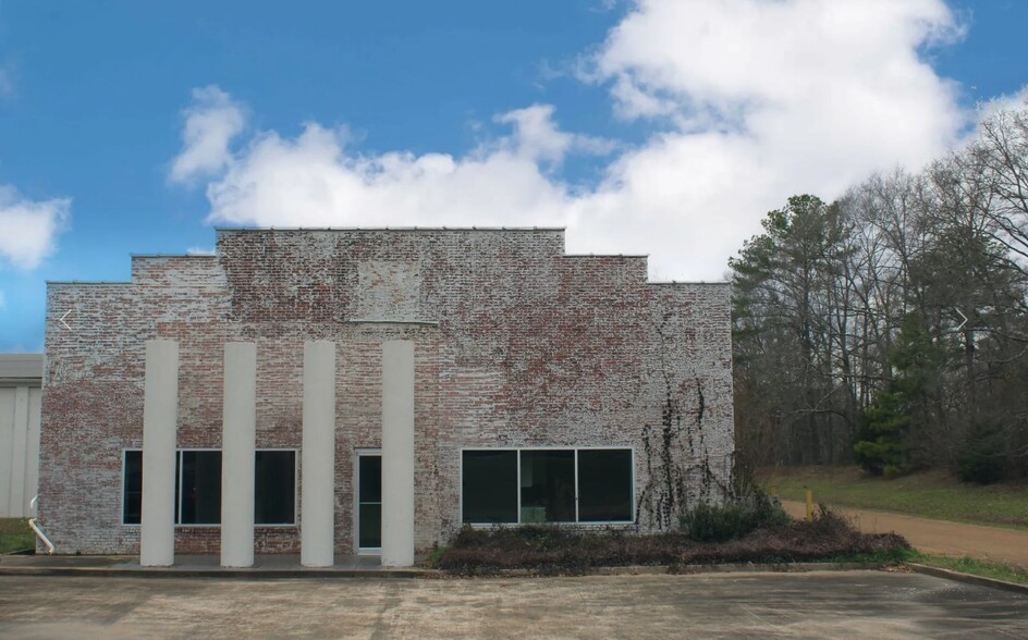 245 Flowood Dr, Flowood, MS for lease - Building Photo - Image 1 of 4