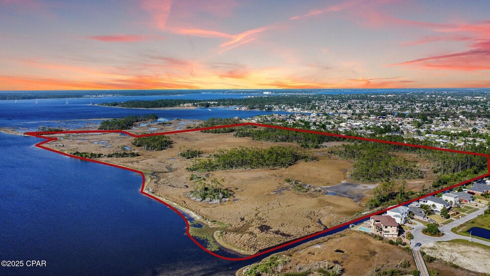 000 Bingoose Ln, Lynn Haven, FL for sale - Building Photo - Image 2 of 21