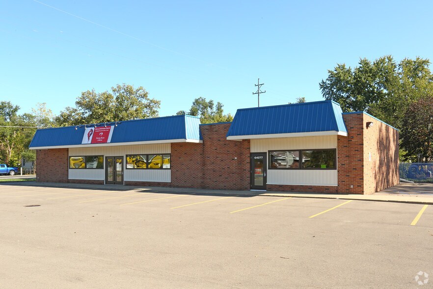 4277-4281 S Saginaw St, Burton, MI for sale - Primary Photo - Image 1 of 1