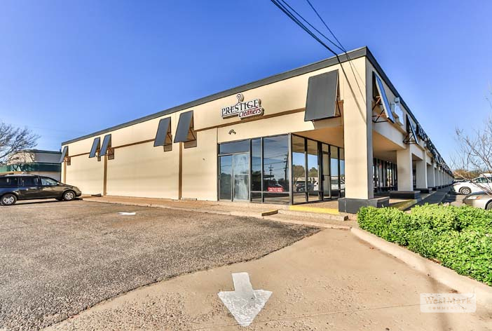 8004 Indiana Ave, Lubbock, TX for lease - Building Photo - Image 3 of 6