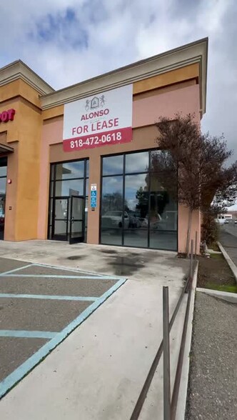 5262 N Blackstone Ave, Fresno, CA for lease - Commercial Listing Video - Image 2 of 11