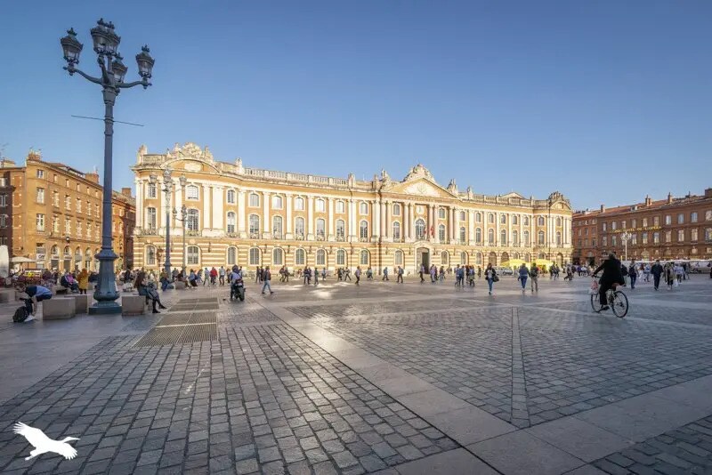 Retail in Toulouse for sale Building Photo- Image 1 of 2