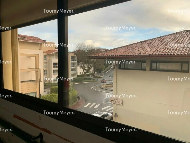 Office in Biarritz for sale - Interior Photo - Image 3 of 9