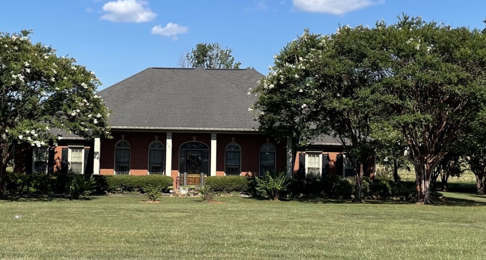 606 Red Hat Rd, Decatur, AL for sale - Primary Photo - Image 2 of 26