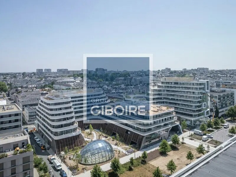 8 Rue René Rouchy, Angers for sale Aerial- Image 1 of 9