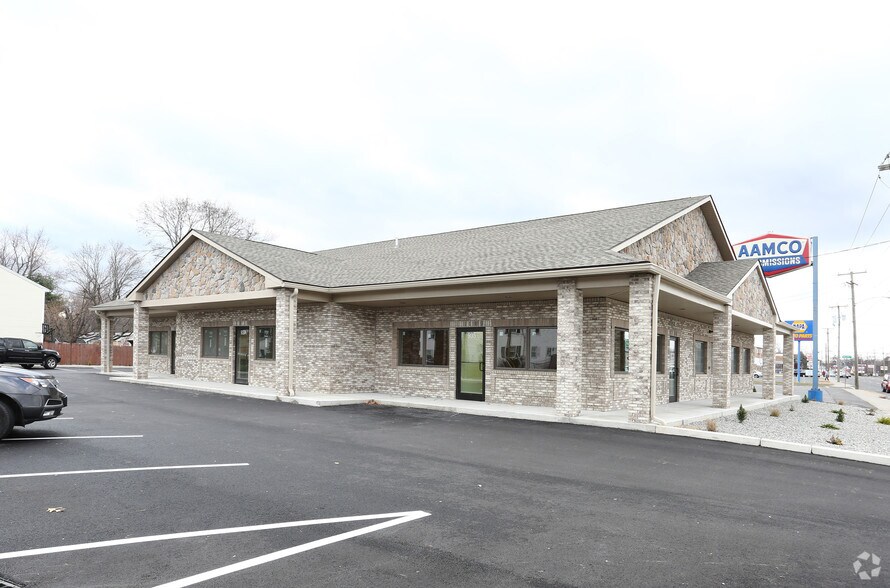 933-937 Boston Rd, Springfield, MA for sale - Primary Photo - Image 1 of 1