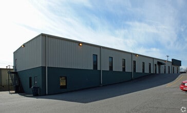 636 Signal Hill Dr, Statesville, NC for lease Interior Photo- Image 1 of 1