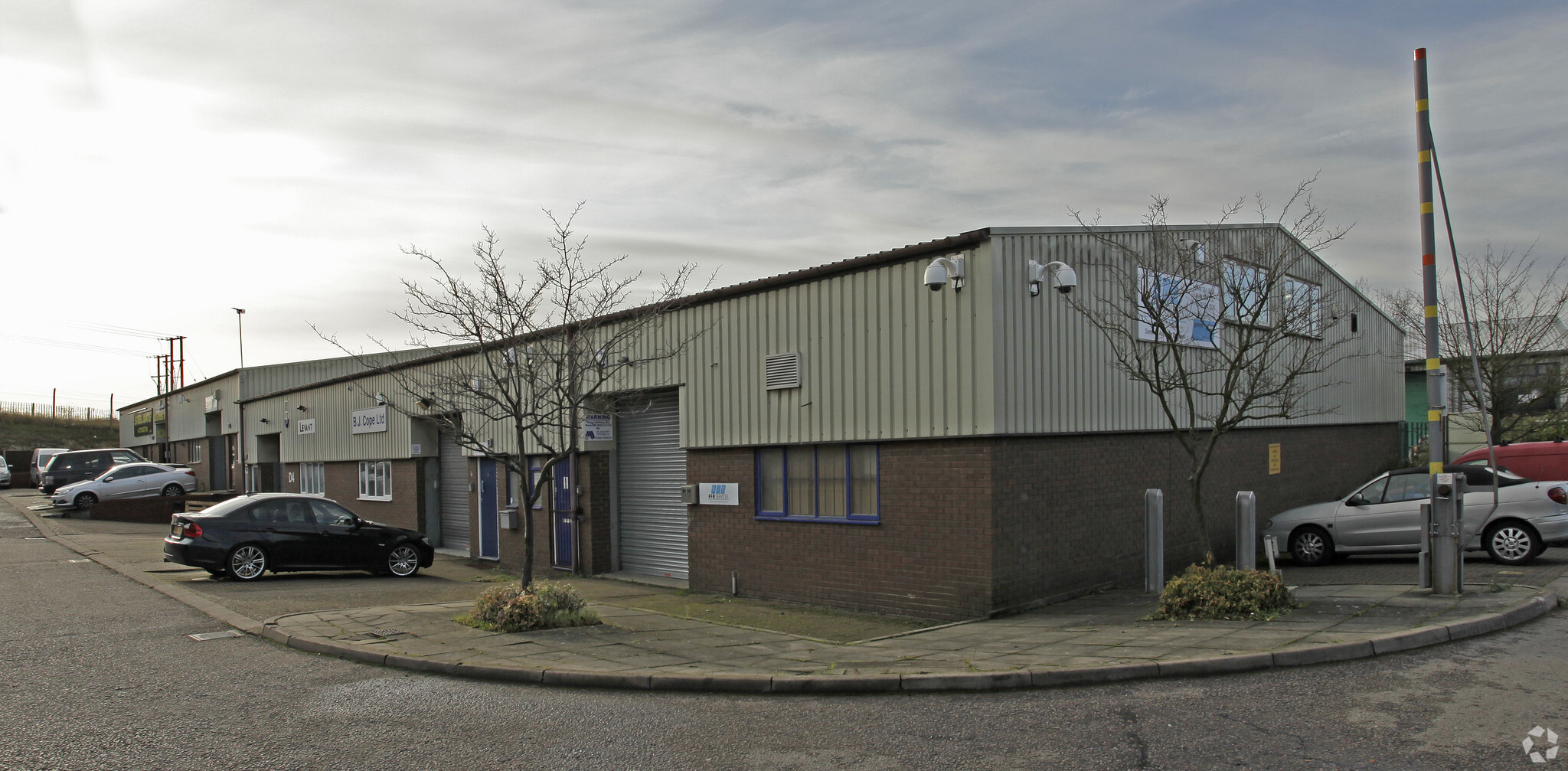 Blackburn Rd, Dunstable for lease Primary Photo- Image 1 of 4