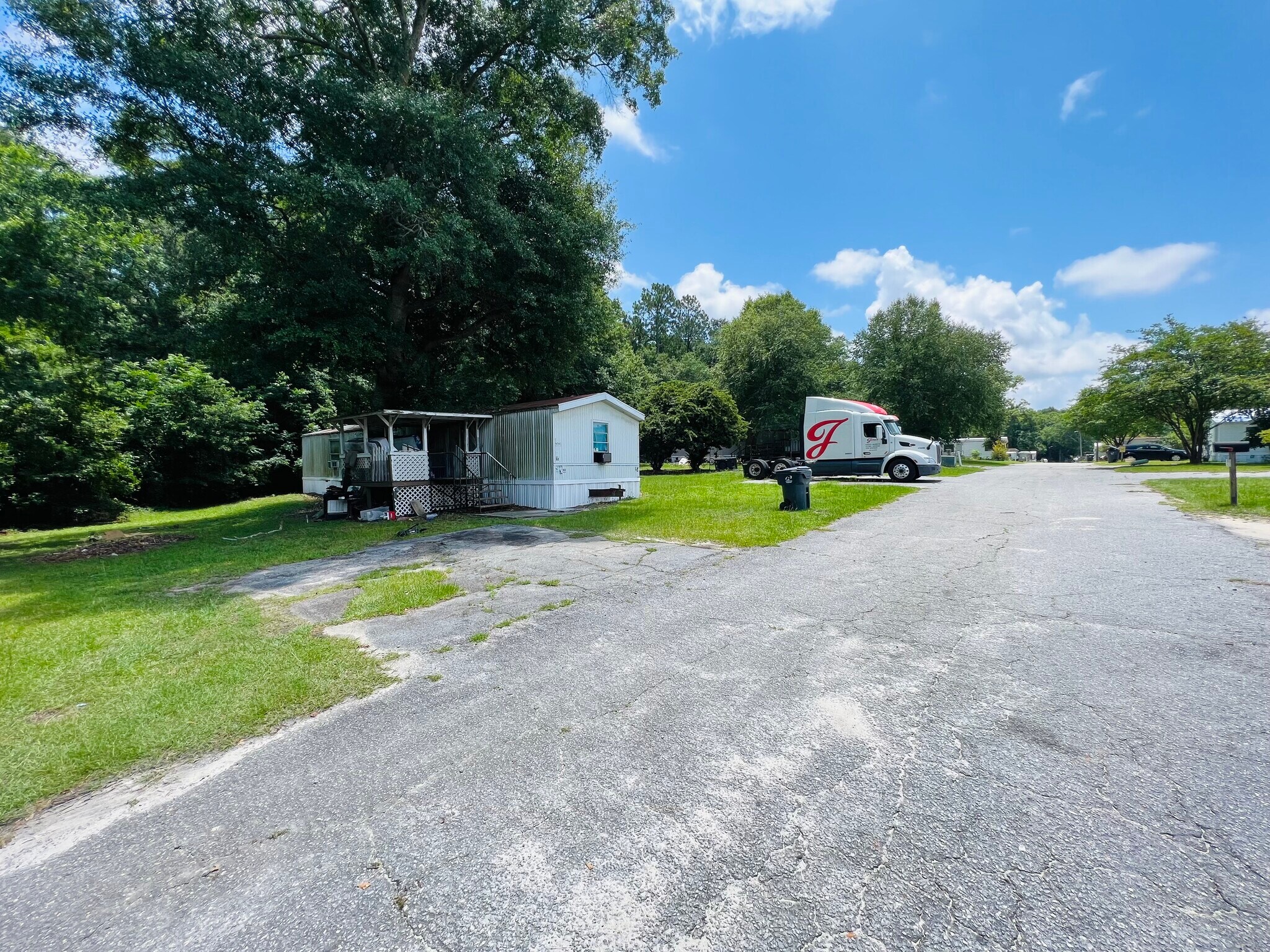 306 Rockhouse Rd E, Cordele, GA 31015 JDM Mobile Home Park