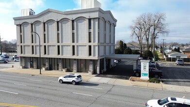 10522 S Cicero, Oak Lawn, IL for lease Building Photo- Image 1 of 1
