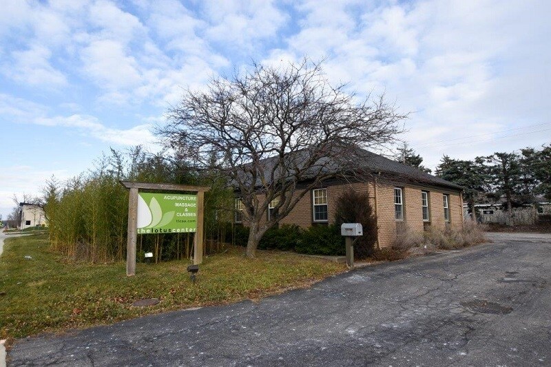 2711 Carpenter Rd, Ann Arbor, MI 48108