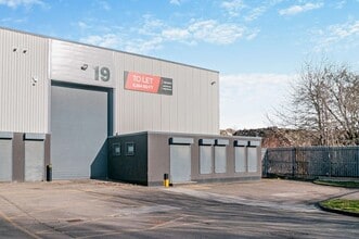 9-19 Lenton Dr, Leeds for lease Building Photo- Image 2 of 7