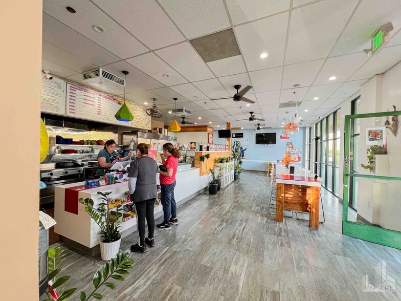 14222 E 14th St, San Leandro, CA for sale - Interior Photo - Image 3 of 7