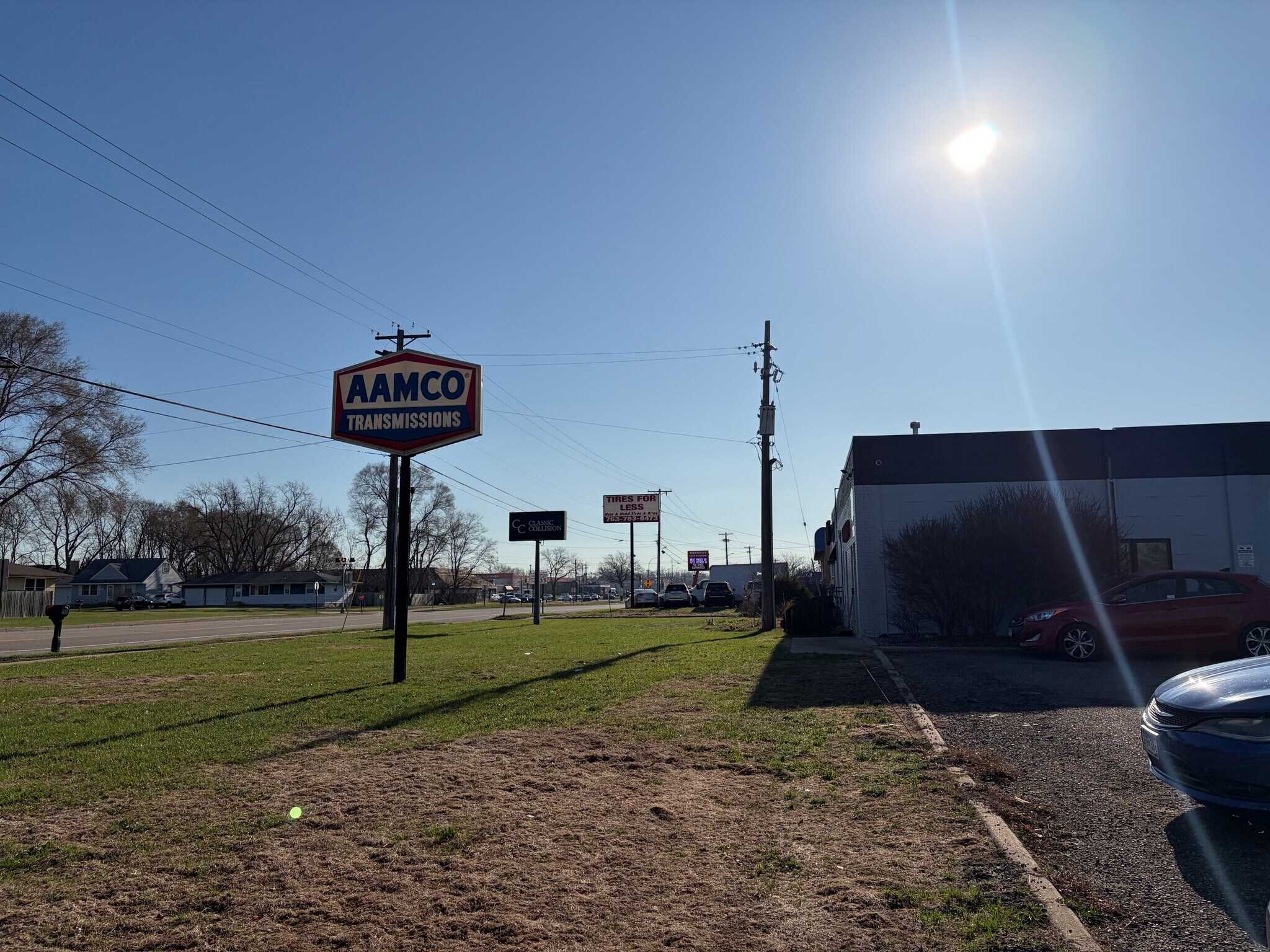 960 Osborne Rd NE, Fridley, MN for lease Building Photo- Image 1 of 13