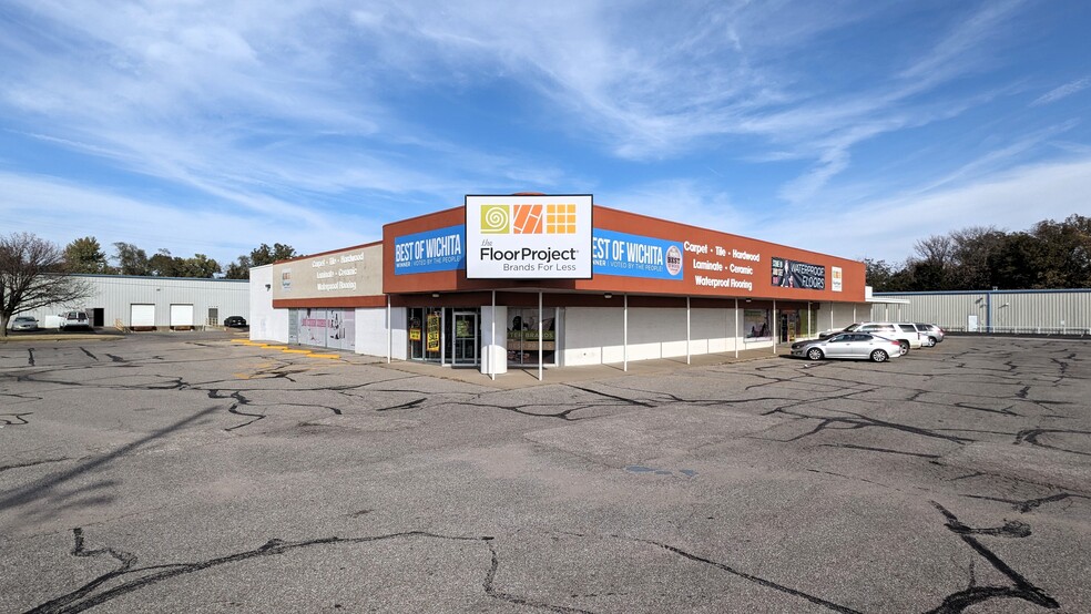 1900 E Pawnee St, Wichita, KS for lease - Building Photo - Image 1 of 3