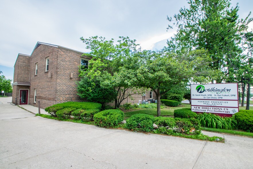 37 E Wilson Bridge Rd, Worthington, OH for sale - Building Photo - Image 1 of 1