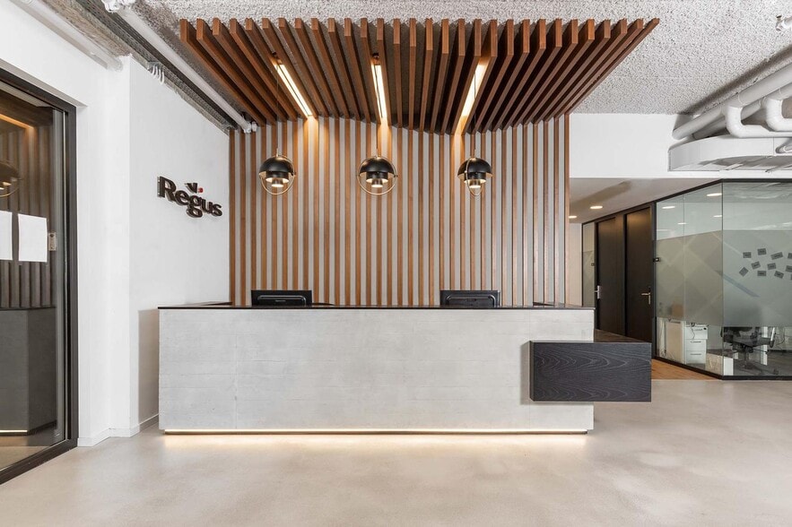 29 Rue Blanche, Paris for lease - Lobby - Image 2 of 33