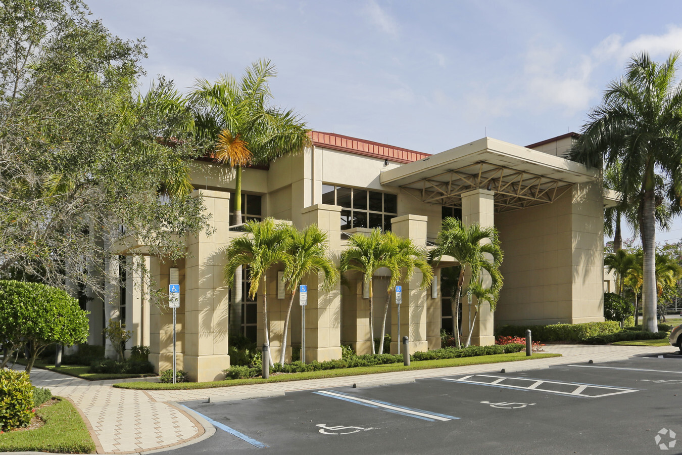 6435 Naples Blvd, Naples, FL 34109 - OfficeRetail for Lease | LoopNet