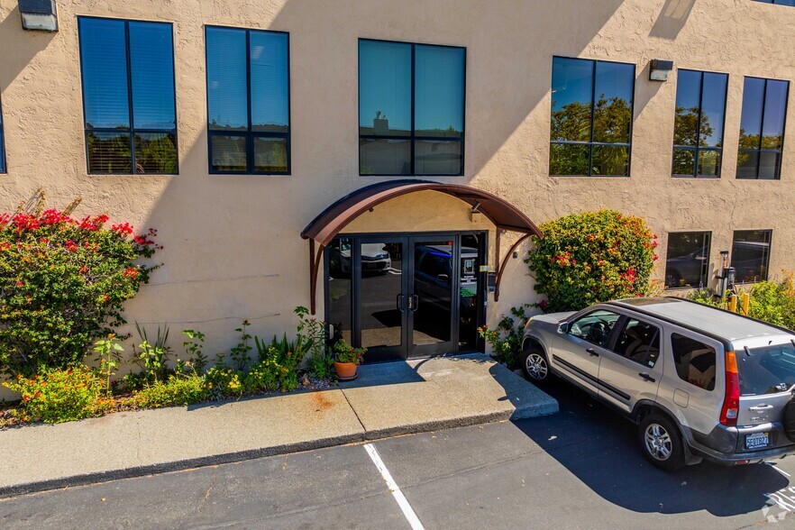 1120 Nye St, San Rafael, CA for lease - Building Photo - Image 3 of 4