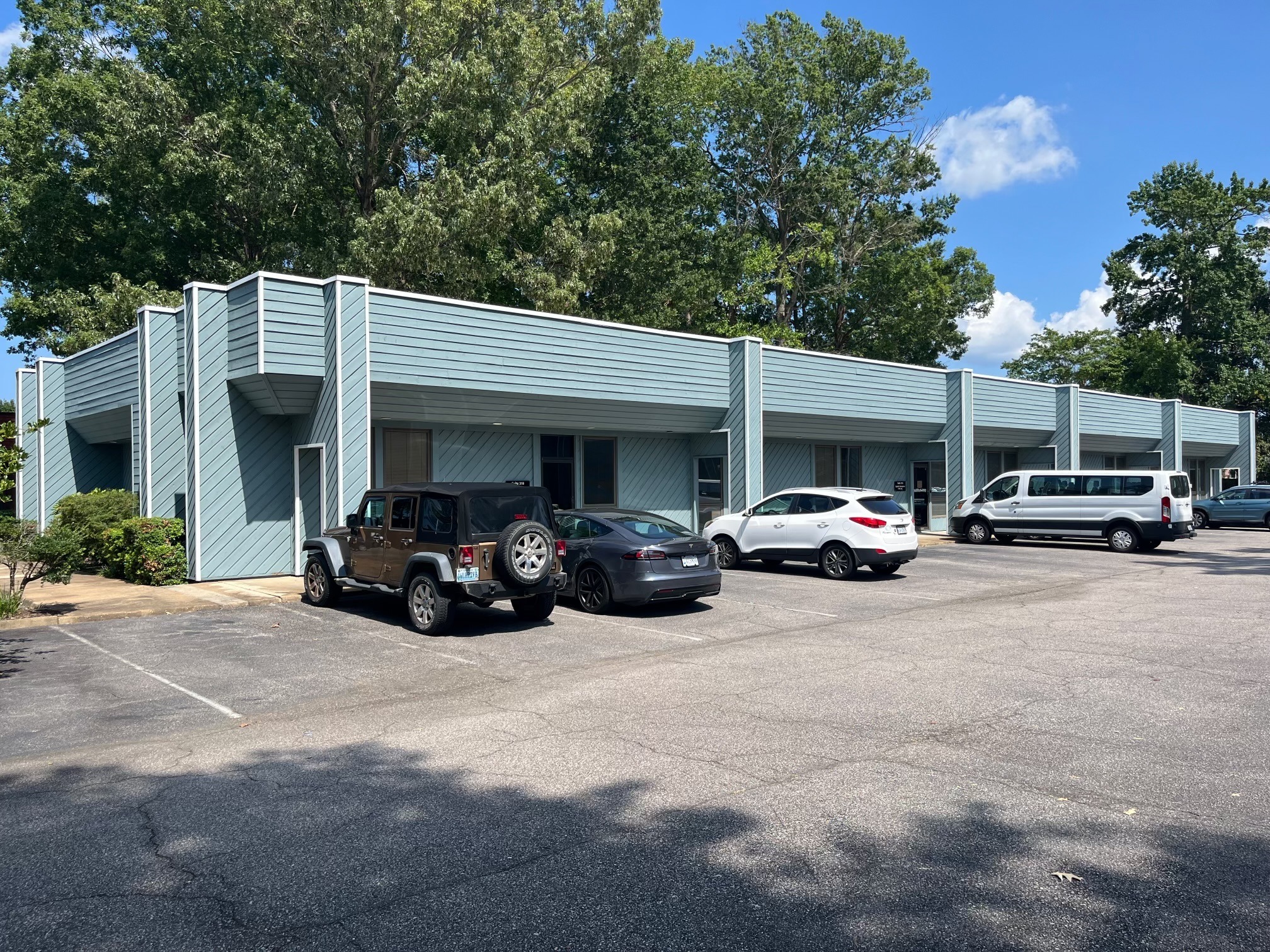 4520 Holland Office Park, Virginia Beach, VA for lease Building Photo- Image 1 of 5