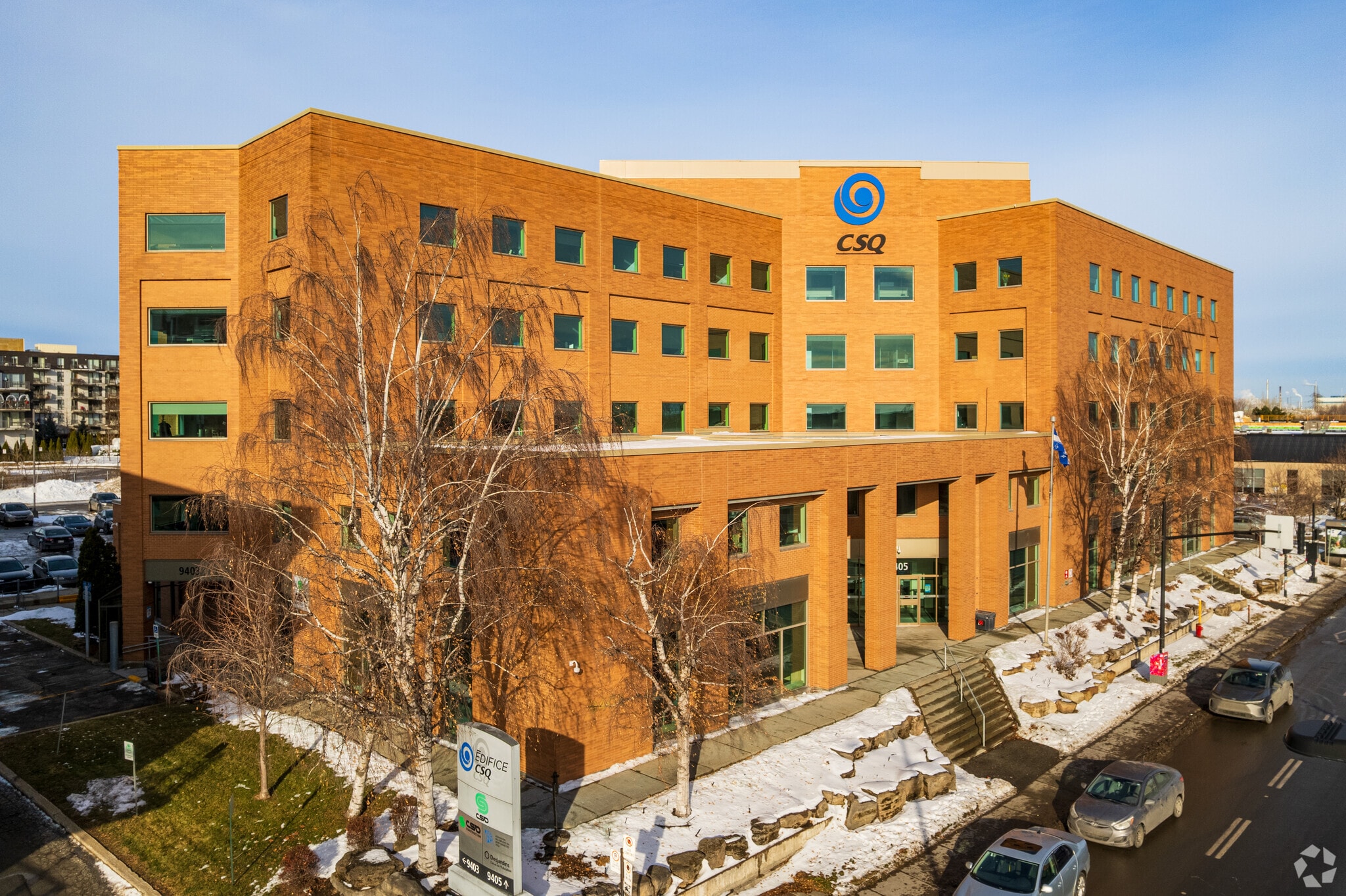 9405 Rue Sherbrooke E, Montréal, QC for lease Primary Photo- Image 1 of 4