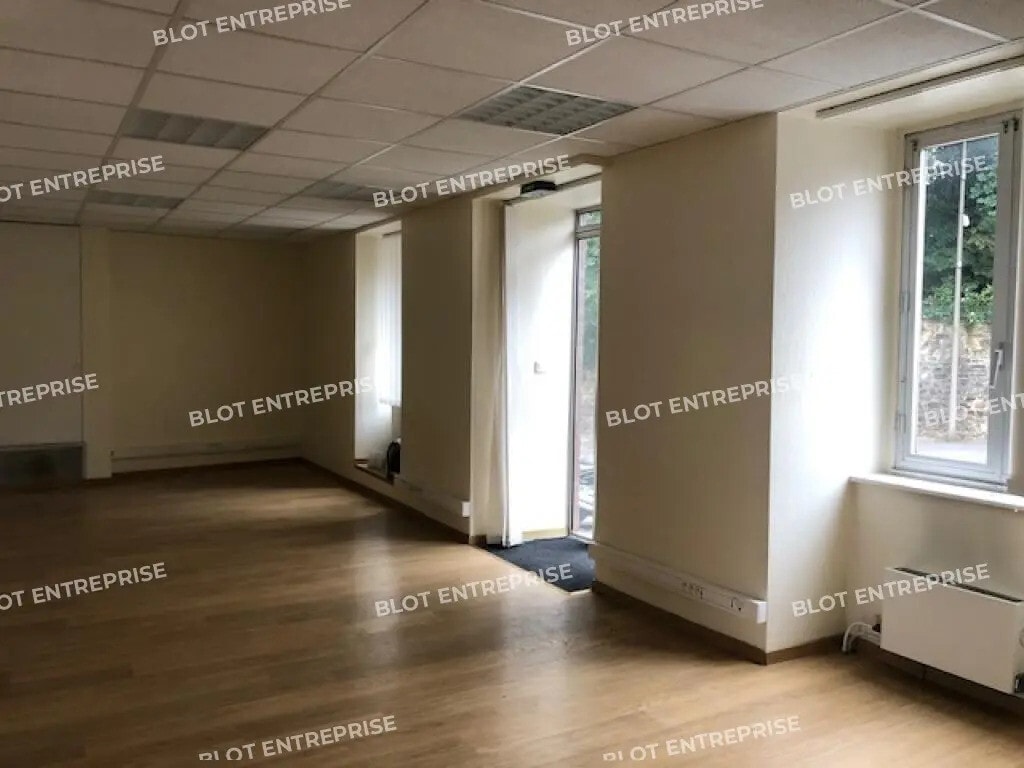 Vente Local d'activités 50 m² - Photo 1