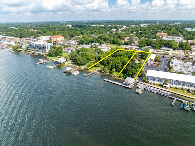 42 Miracle Strip Pky SE, Fort Walton Beach, FL for sale - Building Photo - Image 3 of 6