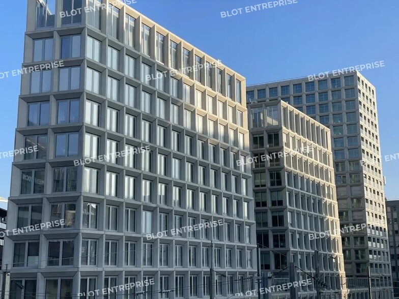 Office in Rennes for lease - Building Photo - Image 3 of 9