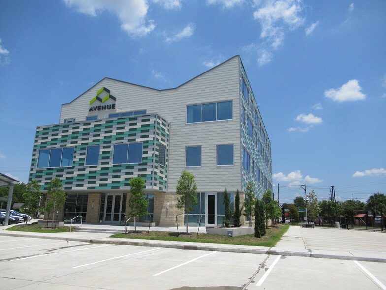 3517 Irvington Blvd, Houston, TX for lease - Building Photo - Image 1 of 5