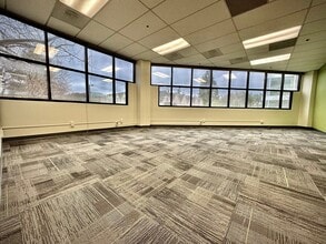 888 Villa St, Mountain View, CA for lease Interior Photo- Image 2 of 3