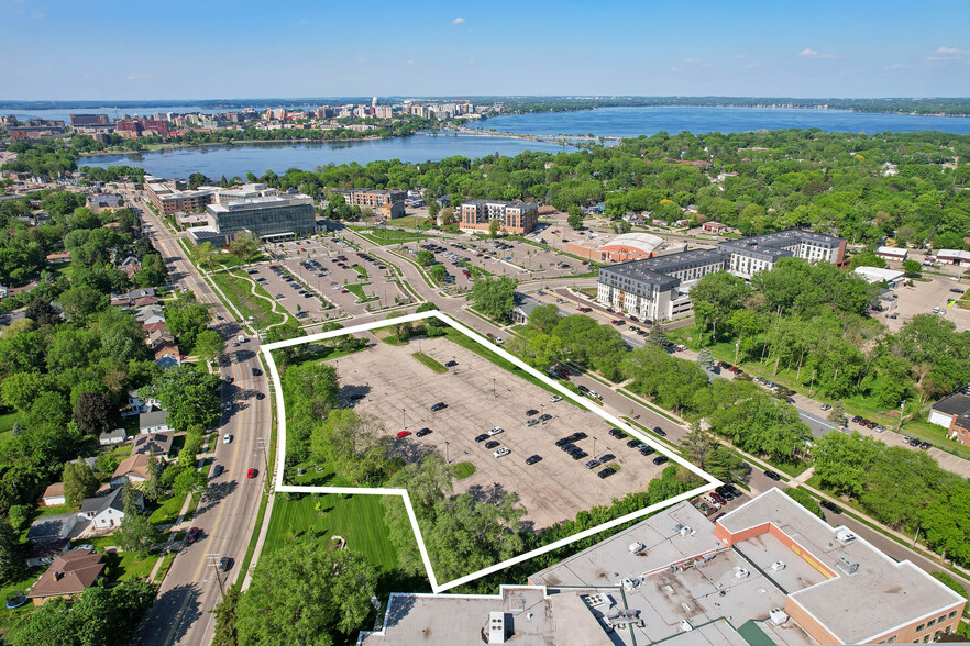 1347 Fish Hatchery Rd, Madison, WI for sale - Building Photo - Image 1 of 1
