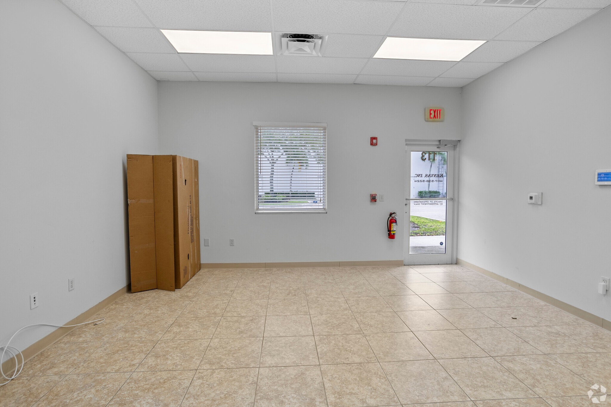 534 Mercantile Pl, Port Saint Lucie, FL for lease Interior Photo- Image 1 of 3