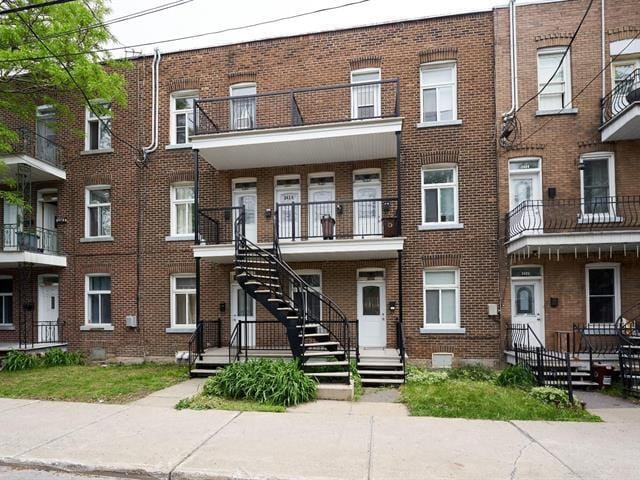 3410-3420 Rue Evelyn, Verdun, QC for sale Primary Photo- Image 1 of 1