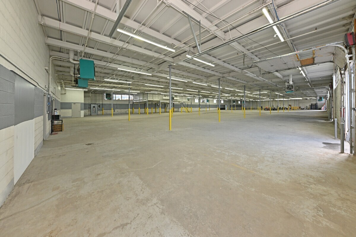 210 S Newman St, Hackensack, NJ for lease Interior Photo- Image 1 of 13