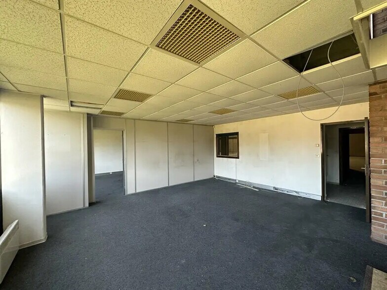 Flex in Lingolsheim for lease - Interior Photo - Image 3 of 7