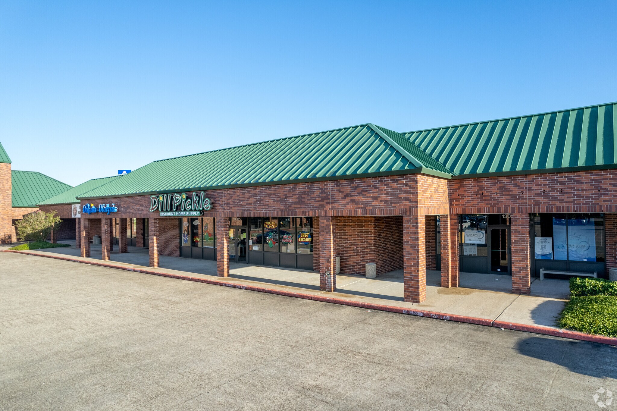 1100915037 Delaney Rd, La Marque, TX 77568 Gulfway Plaza