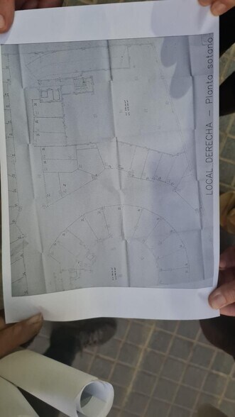 Retail in Córdoba, Córdoba for lease - Building Photo - Image 2 of 2