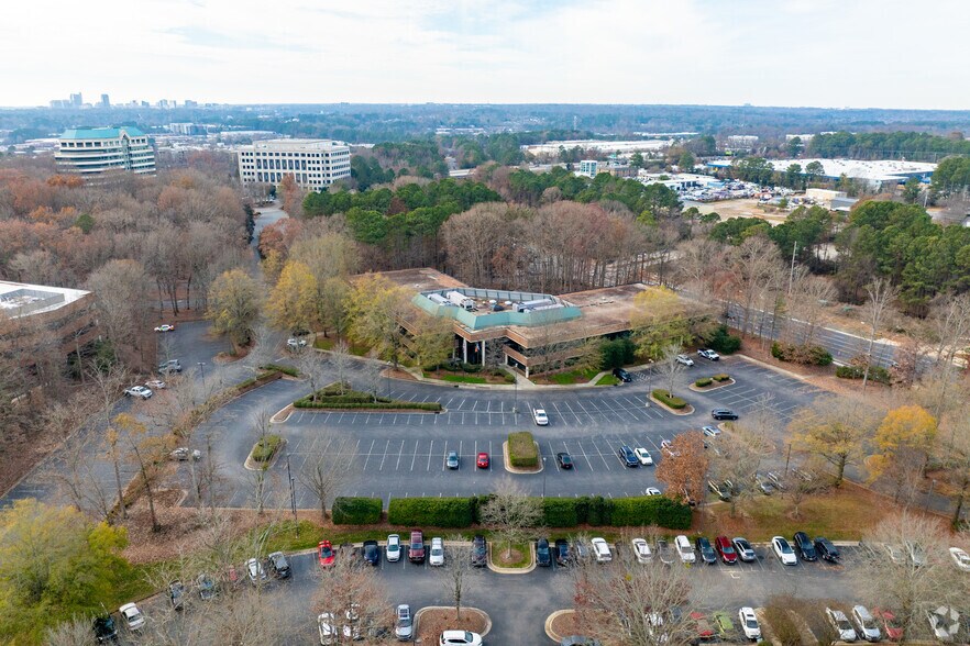 3128 Highwoods Blvd, Raleigh, NC for lease - Aerial - Image 3 of 6