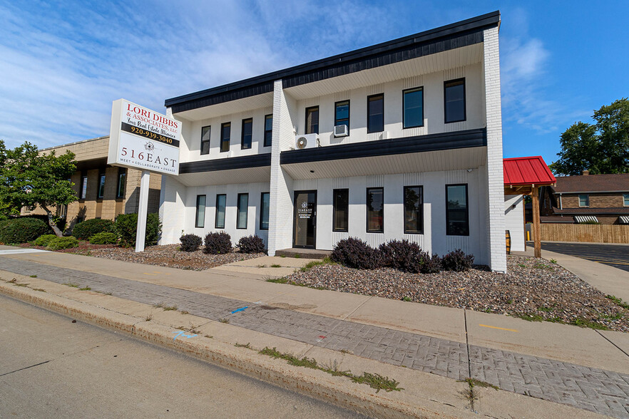 516 E Wisconsin Ave, Appleton, WI for lease - Primary Photo - Image 1 of 11