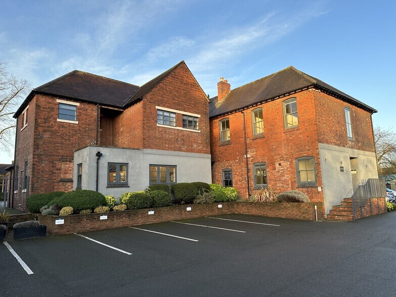 Leicester Rd, Ashby De La Zouch, LEC LE65 1DG The Old Cottage