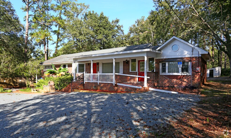 1908 Miccosukee Rd, Tallahassee, FL 32308