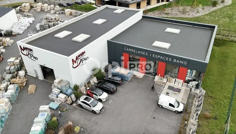 Flex in Ormes for lease - Building Photo - Image 1 of 7