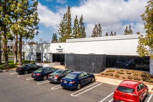 3530 Hyland Ave, Costa Mesa CA - Loft