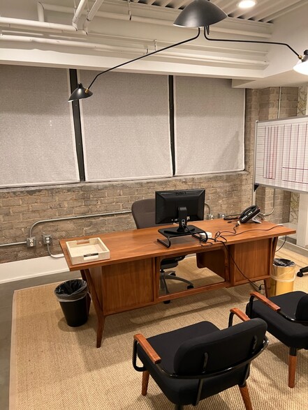 1310 S Tryon St, Charlotte, NC for lease - Building Photo - Image 3 of 9